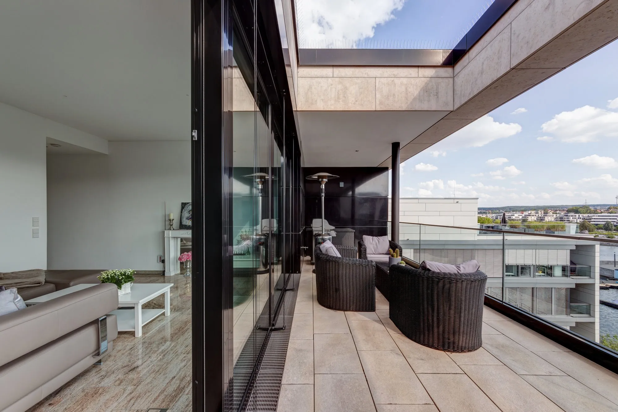 Wohnbereich Penthouse Phoenixsee