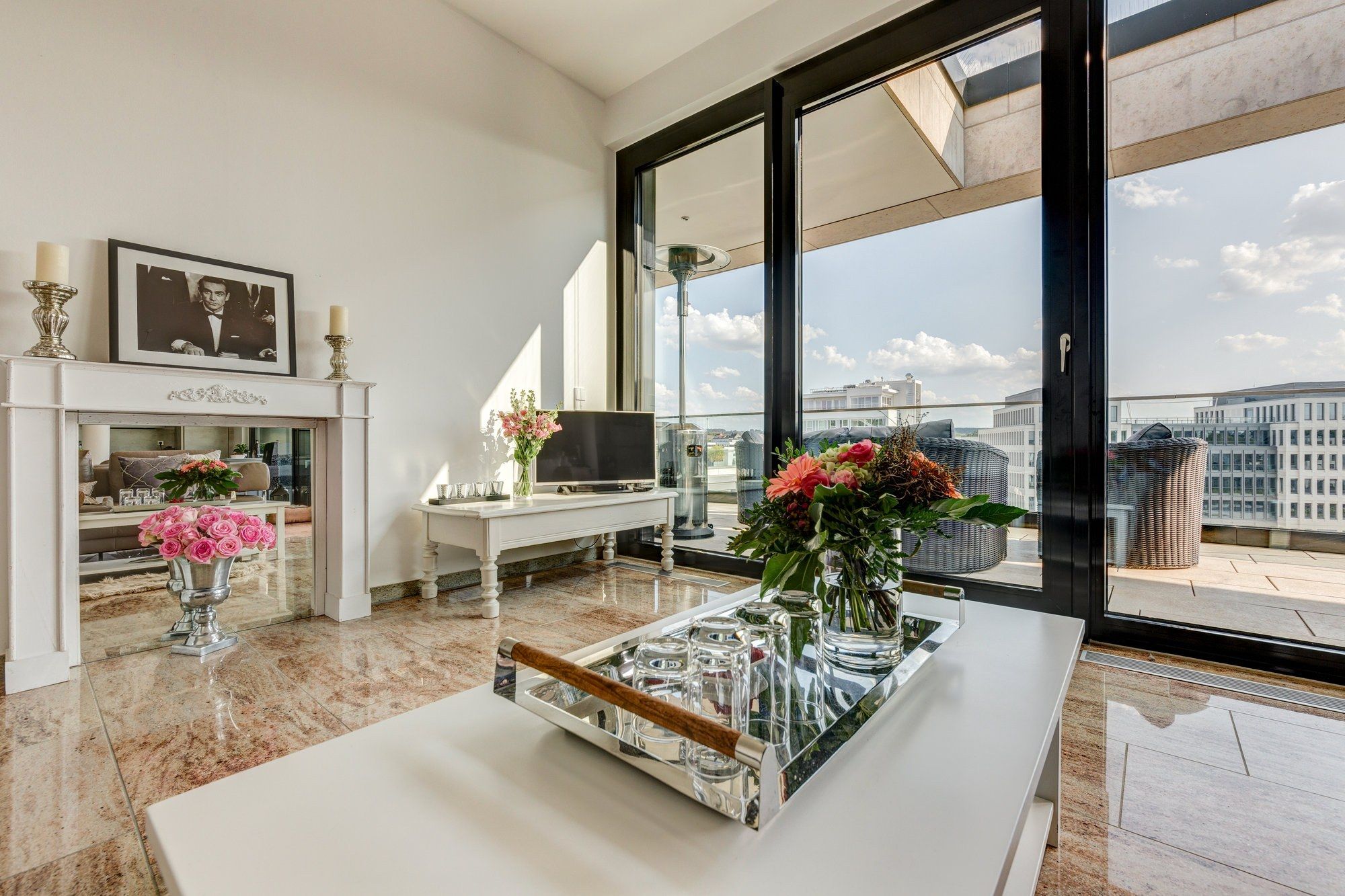 Wohnzimmer Detail mit Terrassenzugang